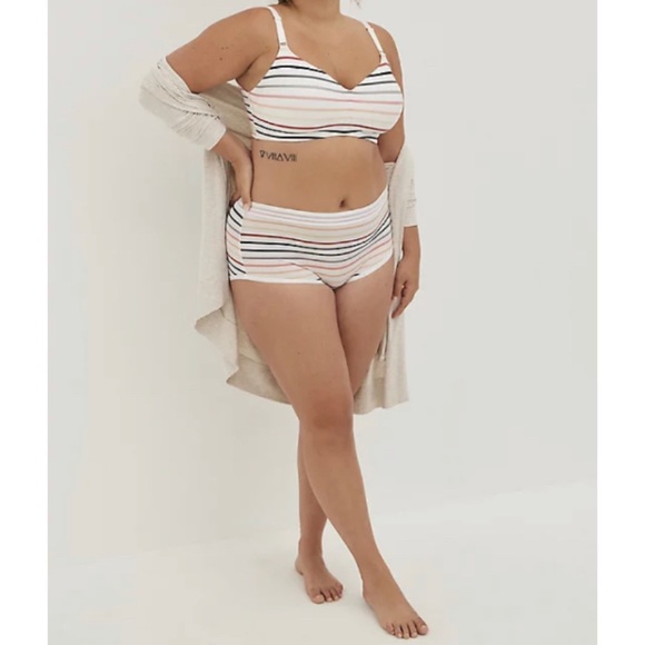🆕White Colourful Stripe Second Skin Mid Rise Brief Panty 3 3X 22 NWT Torrid New - Picture 3 of 6